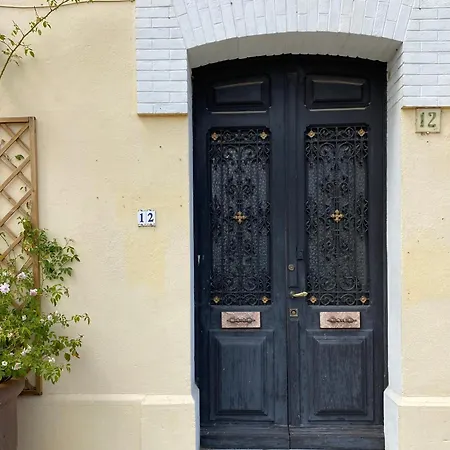Boutique Town House